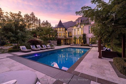 Photo 9 at 121 Rebecca Court, Rural Vaughan, Vaughan