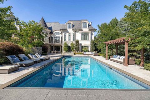 Photo 11 at 121 Rebecca Court, Rural Vaughan, Vaughan