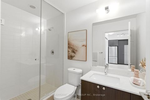 Photo 8 at 706 - 30 Roehampton Avenue, Mount Pleasant West, Toronto