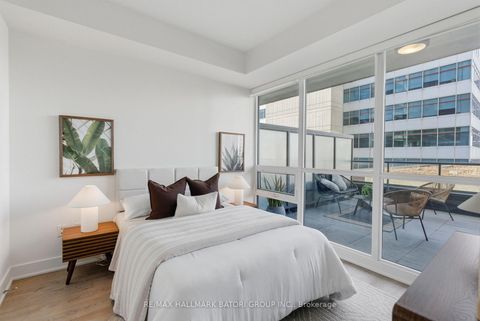 Photo 13 at 706 - 30 Roehampton Avenue, Mount Pleasant West, Toronto