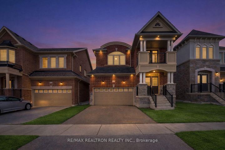 Photo 1 at 10 Neilly Terrace, Bradford, Bradford West Gwillimbury