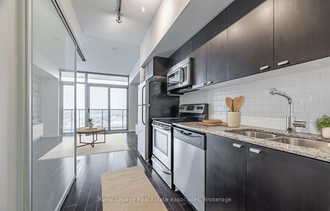 Photo 10 at 2206 - 105 The Queensway, Swansea, Toronto