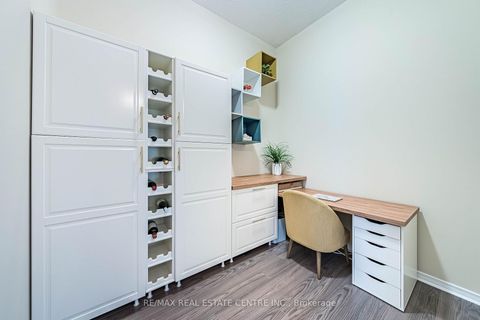 Photo 10 at 204 - 352 Front Street W, Waterfront Communities C1, Toronto