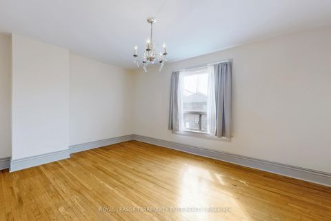 Photo 15 at 60 Ulster Street, University, Toronto