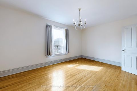 Photo 16 at 60 Ulster Street, University, Toronto