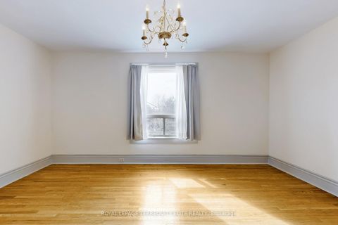 Photo 17 at 60 Ulster Street, University, Toronto