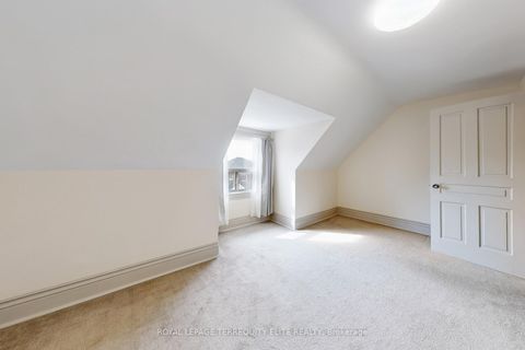 Photo 31 at 60 Ulster Street, University, Toronto