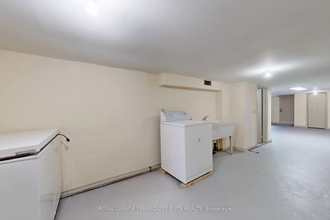 Photo 38 at 60 Ulster Street, University, Toronto