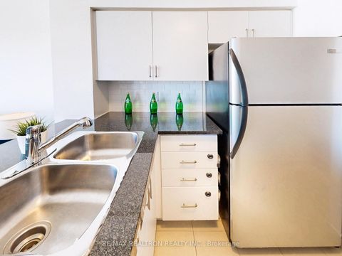 Photo 12 at 2501 - 70 Town Centre Court, Bendale, Toronto