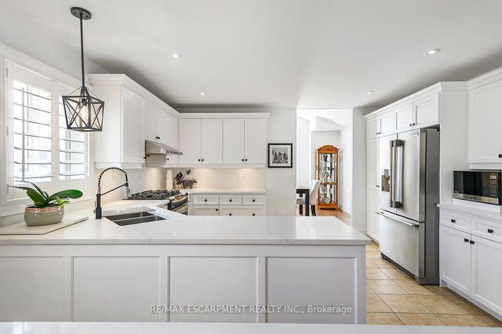 Photo 6 at 27 Carver Drive, Binbrook, Hamilton