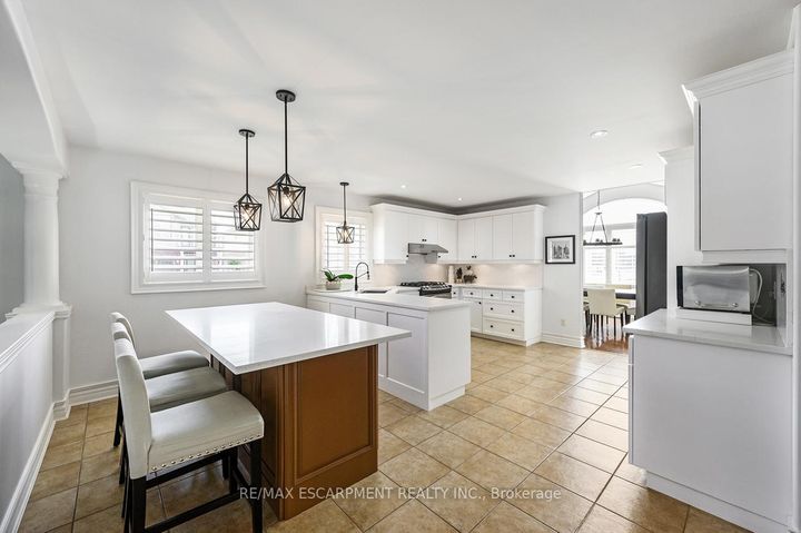 Photo 10 at 27 Carver Drive, Binbrook, Hamilton