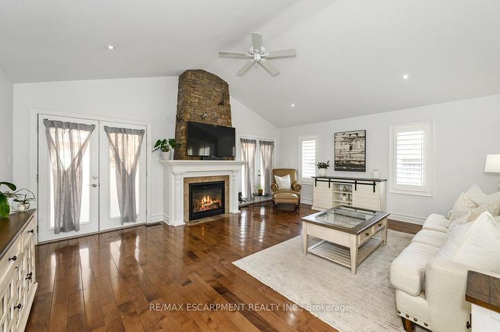 Photo 12 at 27 Carver Drive, Binbrook, Hamilton