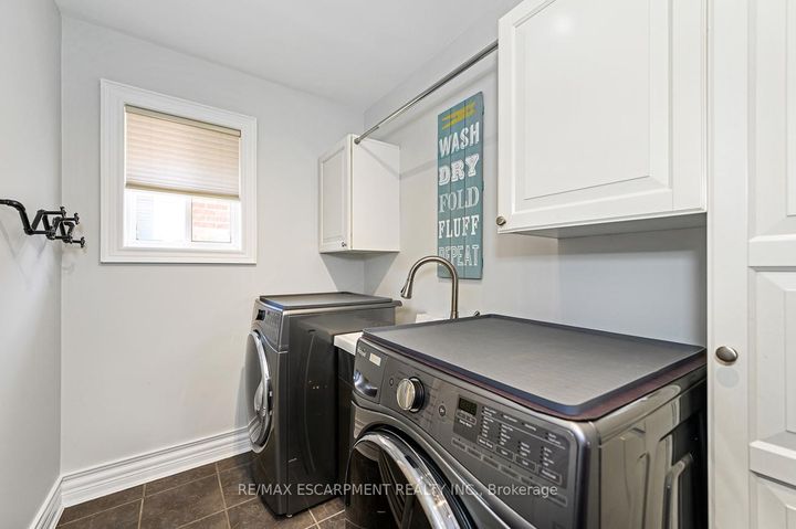 Photo 23 at 27 Carver Drive, Binbrook, Hamilton