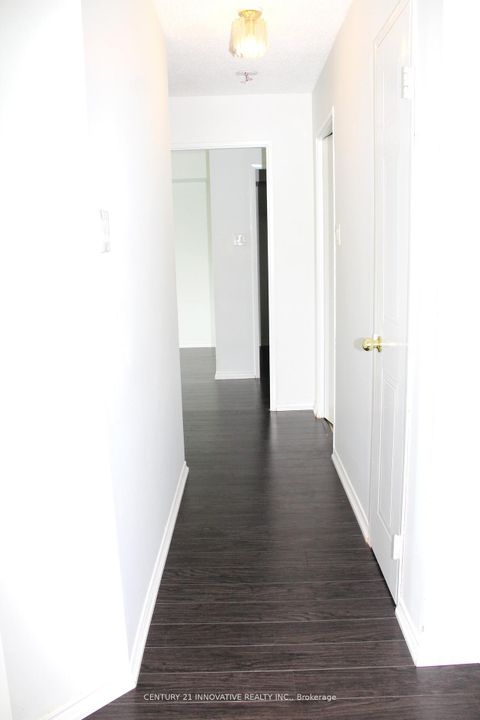 Photo 8 at 402 - 430 McLevin Avenue, Malvern, Toronto