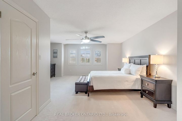 Photo 30 at 2423 Valley Heights Crescent, RO River Oaks, Oakville