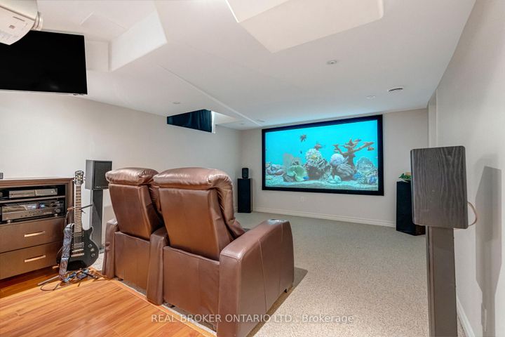 Photo 34 at 2423 Valley Heights Crescent, RO River Oaks, Oakville