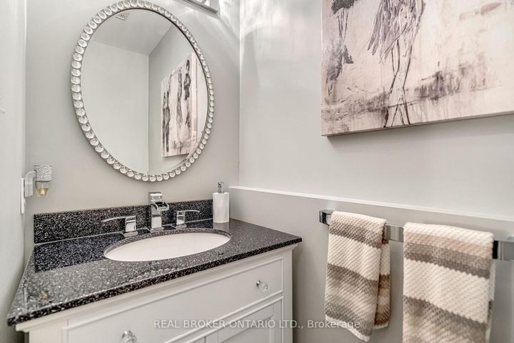 Photo 40 at 2423 Valley Heights Crescent, RO River Oaks, Oakville