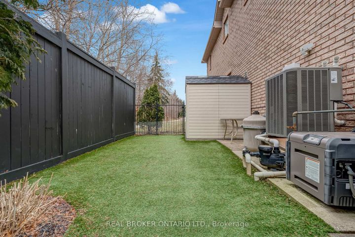 Photo 41 at 2423 Valley Heights Crescent, RO River Oaks, Oakville