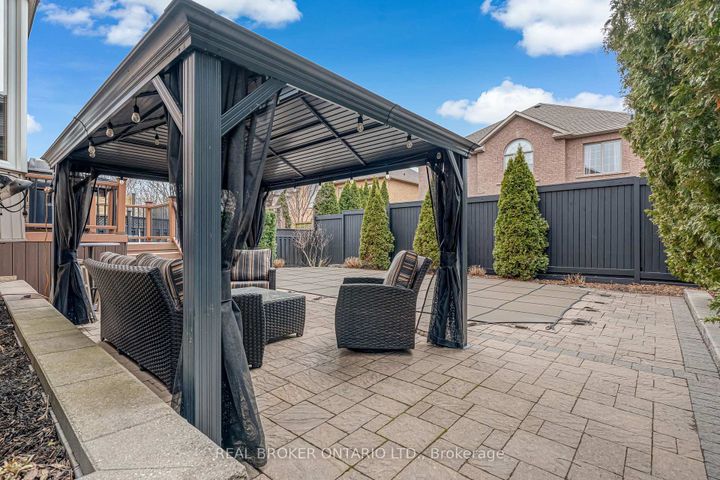 Photo 42 at 2423 Valley Heights Crescent, RO River Oaks, Oakville