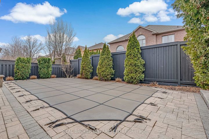 Photo 43 at 2423 Valley Heights Crescent, RO River Oaks, Oakville