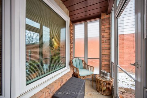 Photo 4 at 113 Garden Drive, Allandale Heights, Barrie