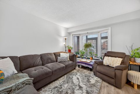 Photo 10 at 113 Garden Drive, Allandale Heights, Barrie