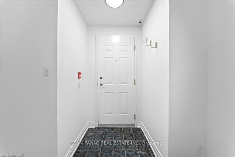 Photo 6 at 132 - 28 Stadium Road, Niagara, Toronto