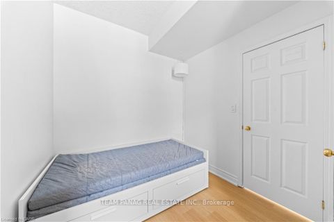 Photo 19 at 132 - 28 Stadium Road, Niagara, Toronto