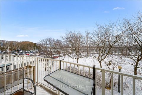 Photo 24 at 132 - 28 Stadium Road, Niagara, Toronto