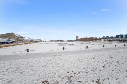 Photo 26 at 132 - 28 Stadium Road, Niagara, Toronto