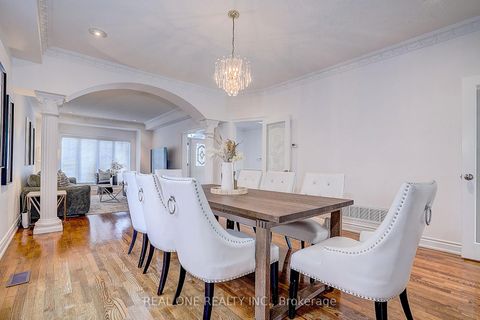 Photo 11 at 97 Springbrook Drive, Langstaff, Richmond Hill