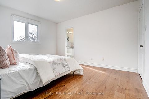 Photo 30 at 97 Springbrook Drive, Langstaff, Richmond Hill