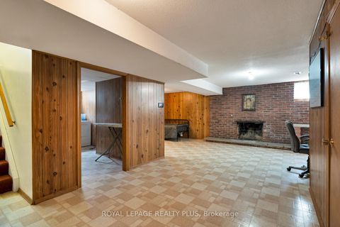 Photo 32 at 222 Centre Street W, Mill Pond, Richmond Hill