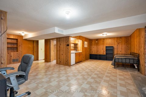 Photo 34 at 222 Centre Street W, Mill Pond, Richmond Hill