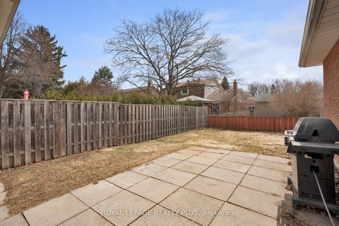 Photo 42 at 222 Centre Street W, Mill Pond, Richmond Hill