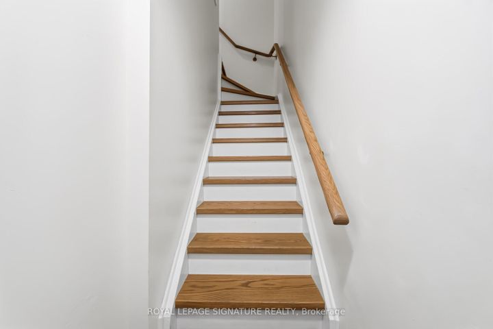 Photo 3 at 153 - 760 Lawrence Avenue W, Glen Park, Toronto