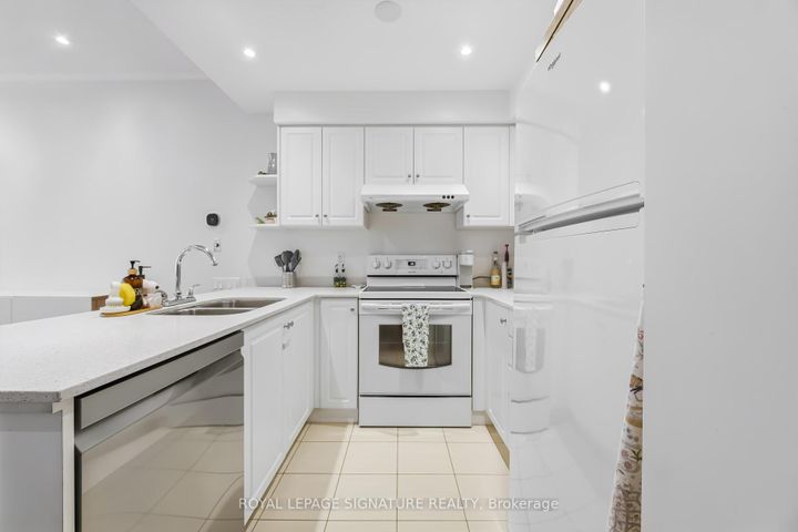 Photo 6 at 153 - 760 Lawrence Avenue W, Glen Park, Toronto