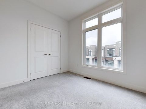 Photo 28 at 41 Gerussi Street, Vellore Village, Vaughan