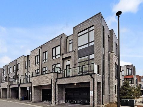 Photo 42 at 41 Gerussi Street, Vellore Village, Vaughan