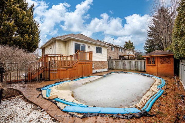 Photo 27 at 20 Ruddell Crescent, Georgetown, Halton Hills