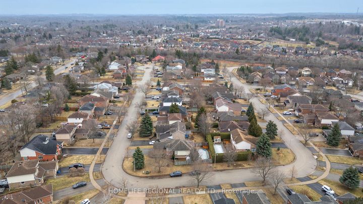 Photo 34 at 20 Ruddell Crescent, Georgetown, Halton Hills