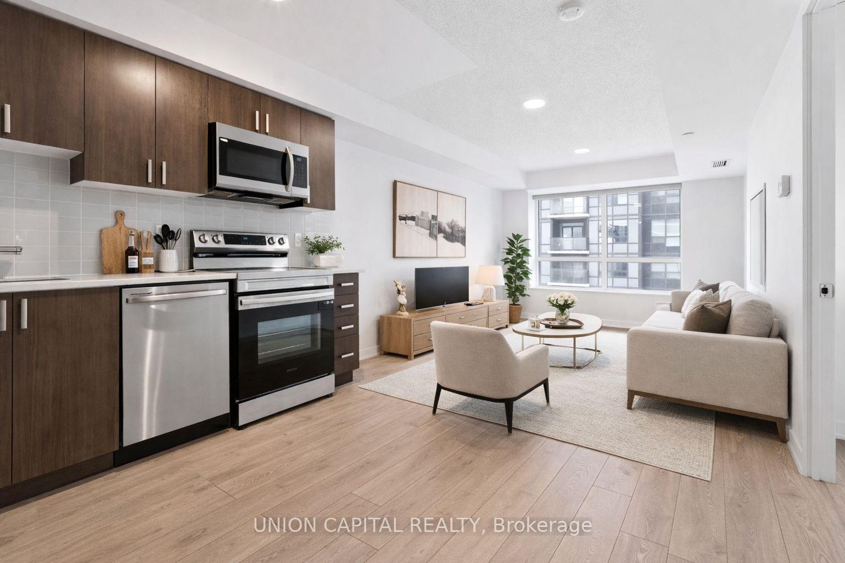 1403 - 1455 Celebration Drive, Bay Ridges, Pickering photo number 2