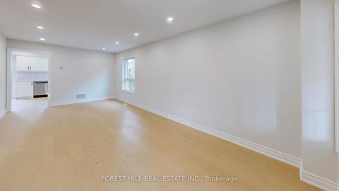 Photo 10 at 10 Reddenhurst Crescent, Keswick South, Georgina