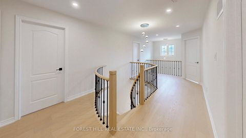 Photo 24 at 10 Reddenhurst Crescent, Keswick South, Georgina