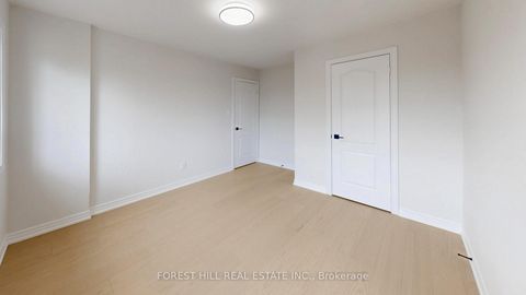 Photo 37 at 10 Reddenhurst Crescent, Keswick South, Georgina