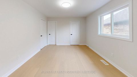 Photo 39 at 10 Reddenhurst Crescent, Keswick South, Georgina