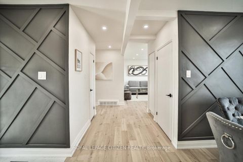 Photo 10 at 34 Belleglade Court, Humbermede, Toronto