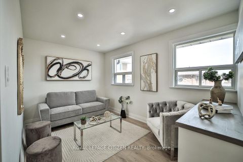 Photo 19 at 34 Belleglade Court, Humbermede, Toronto