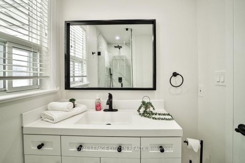 Photo 21 at 34 Belleglade Court, Humbermede, Toronto