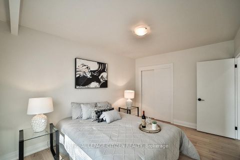 Photo 24 at 34 Belleglade Court, Humbermede, Toronto